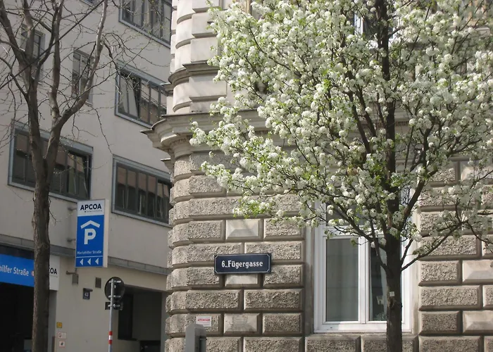 Westend City Hostel